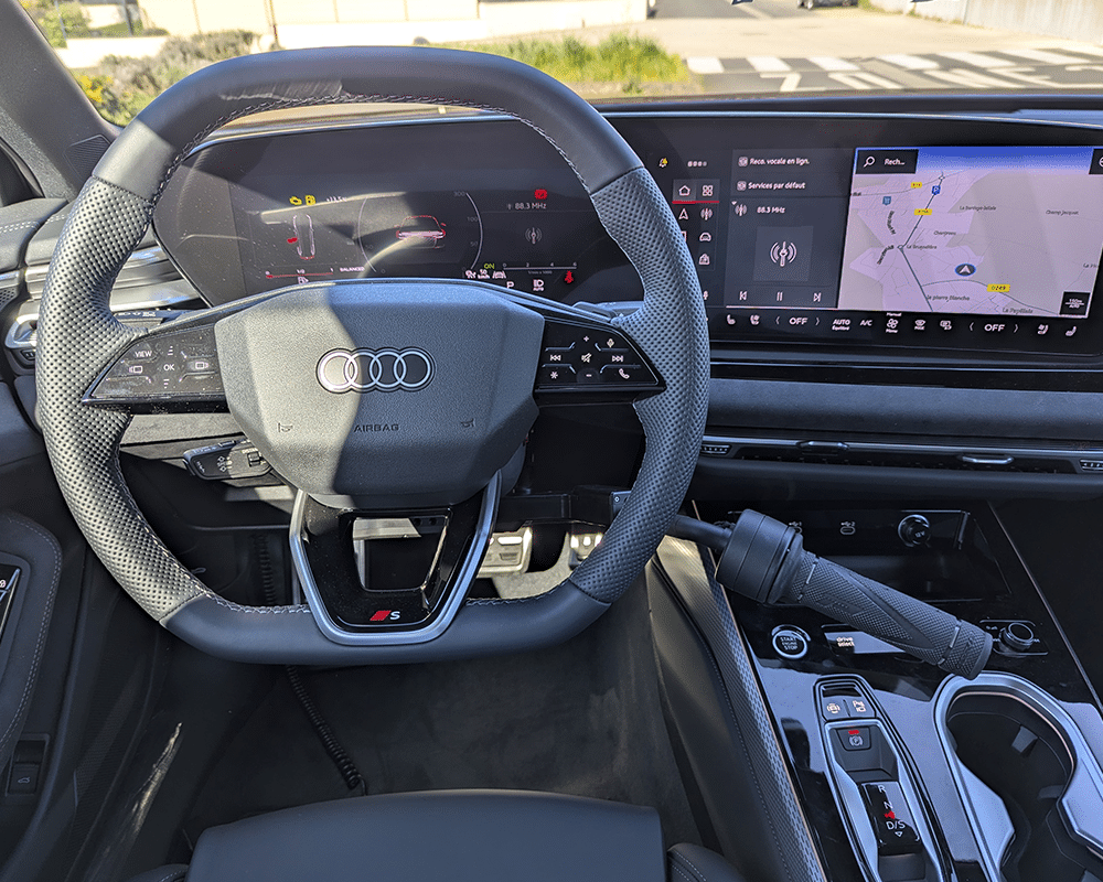 Audi_A6_conduite_pmr_accelerateur_au_volant Audi A6 conduite pmr accélérateur au volant