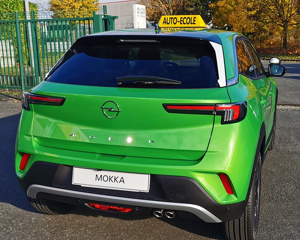 Opel MOKKA auto-école