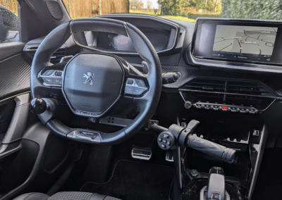 Aménagement conduite handicap sur Peugeot 2008
