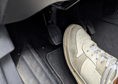 Adaptation accélérateur pied gauche Renault Austral