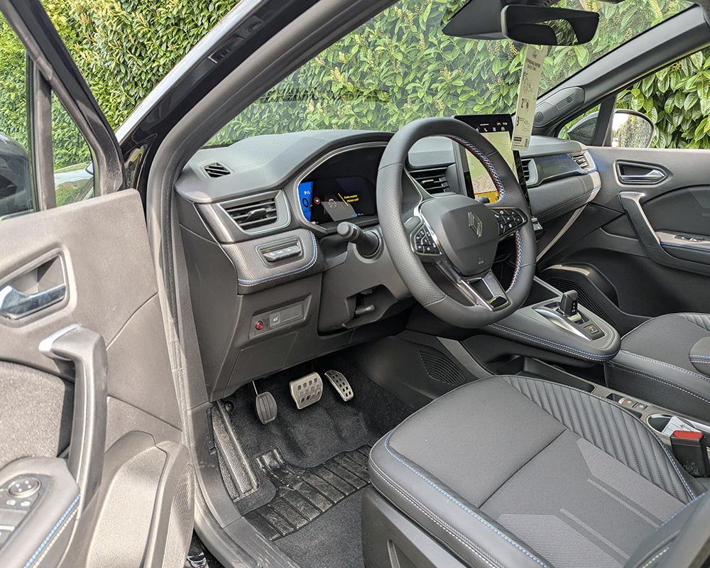 Renault_Symbioz_hybrid_adaptation_conduite_handicap Renault Symbioz hybride adaptation conduite handicap