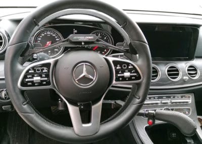 Adaptation de commandes au volant sur Mercedes Classe E