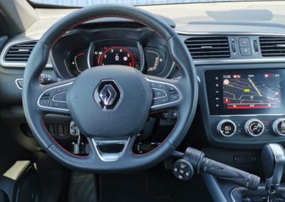 Adaptation de commandes au volant sur Renault Kadjar