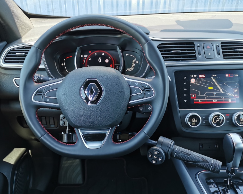 Adaptation of steering wheel controls on Renault Kadjar