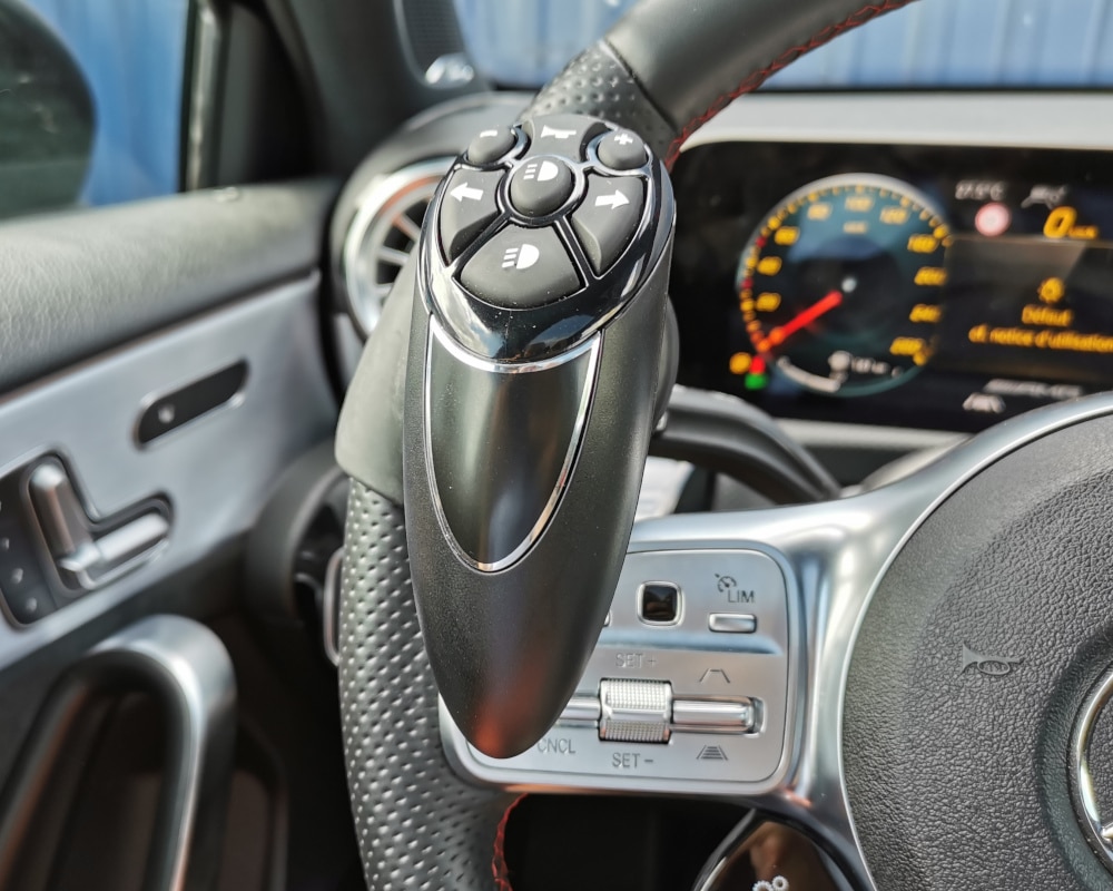 Lehmdis: steering wheel controls