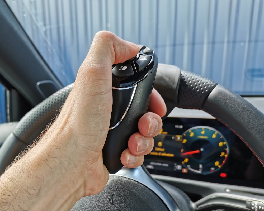 Lehmdis: steering wheel controls